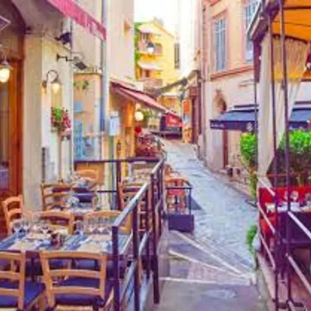 Centre-ville, Clim, Wifi 2-4p 아파트 *