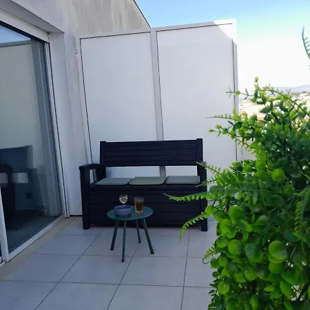 Appartement Centre-ville, Clim, Wifi 2-4p