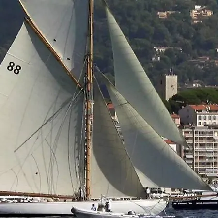 Centre-ville, Clim, Wifi 2-4p شقة كان